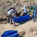 حديث عن اكتشاف مقبرة جديدة من قبل فريق الإستجابة الاولية مع عبد الرزاق في الرقة